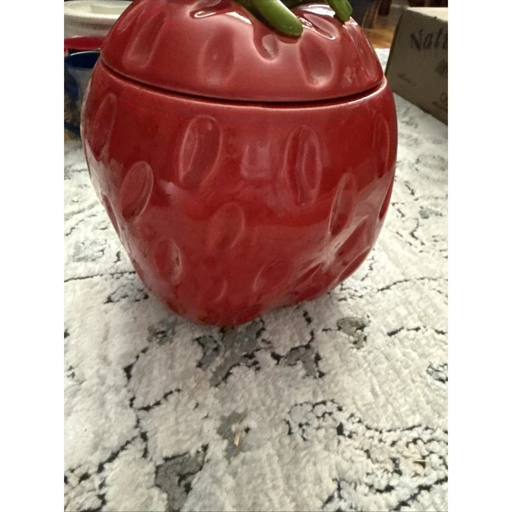 Vintage Ceramic Red Strawberry Cookie Jar Gorgeous 10